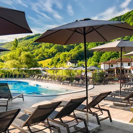 Hotel Alfaresort Palace Chiflika
