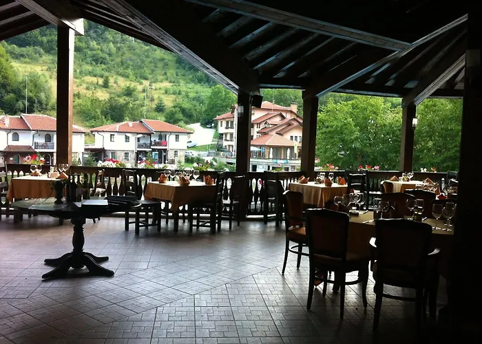 Hotel Alfaresort Palace Chiflika 4*